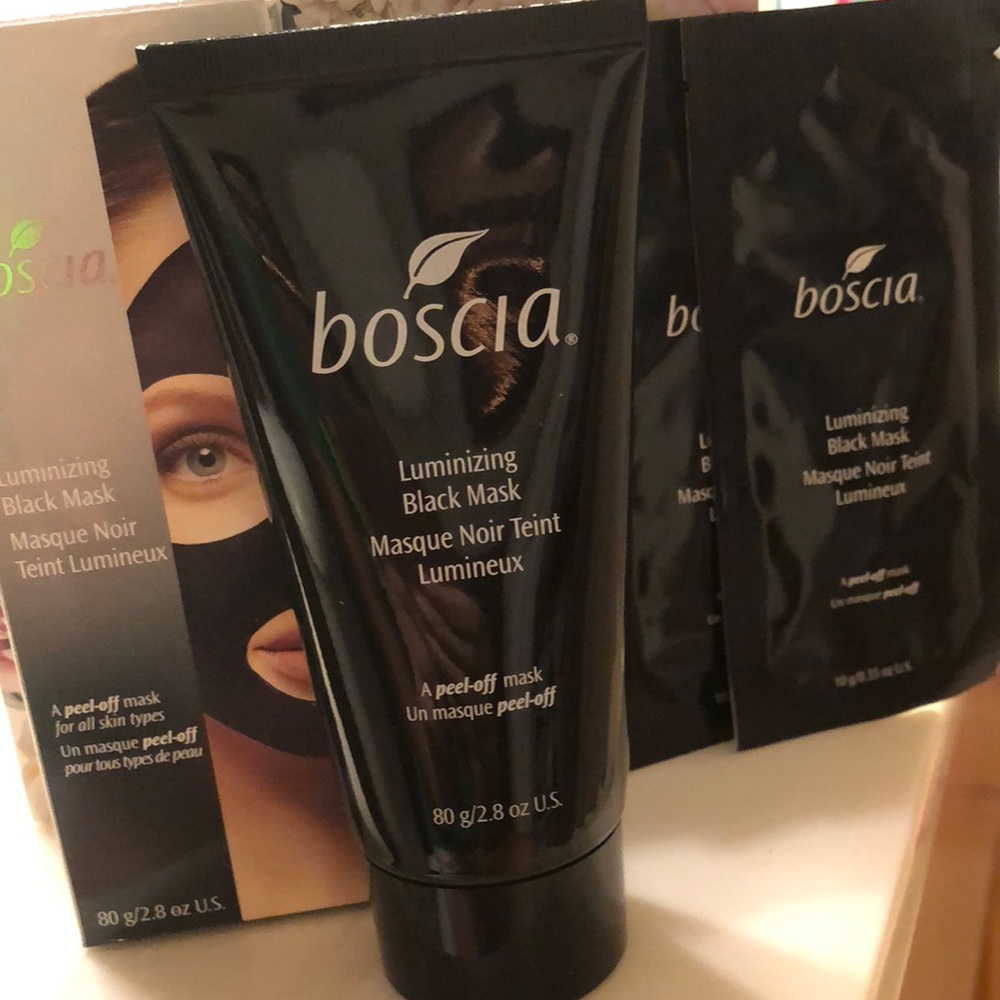 Boscia luminizing black mask + 3 sample packets